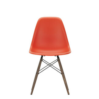 Vitra DSW Eames Plastic Sidechair – poppy red – érable foncé