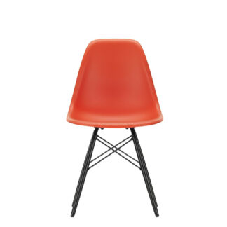 Vitra DSW Eames Plastic Sidechair – poppy red – érable noir