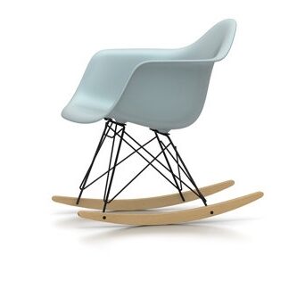 Vitra Chaise à bascule RAR Eames Plastic  – gris polaire – noir – Patins Érable jaune