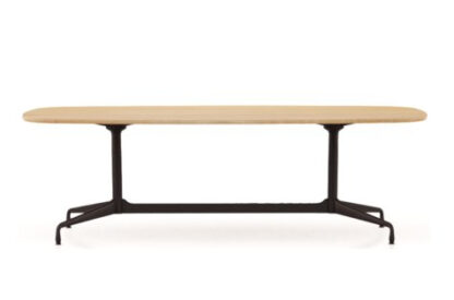 Vitra Eames Segmented Table Dining Bootsform – Chêne massif nature huilé – noir profond – 240 cm