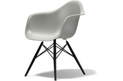 Vitra DAW Eames Plastic Armchair – blanc – érable noir
